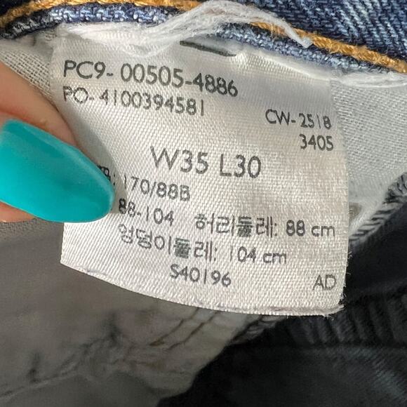 Levi’s Cut Off Bermuda Jean Shorts 505 Denim High Waisted Frayed W35 10/12 - Picture 5 of 5